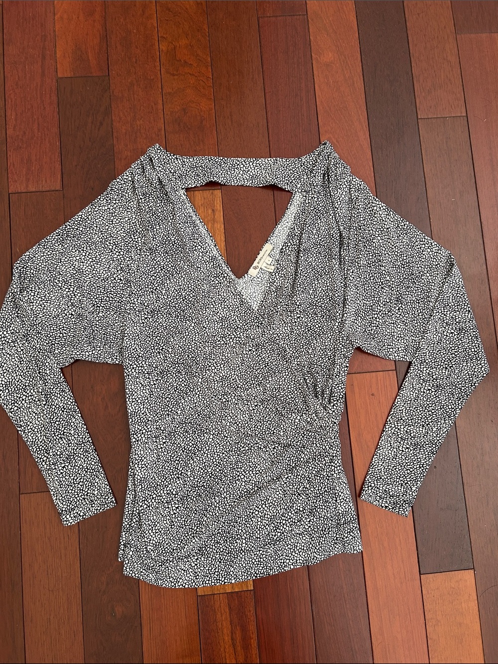 BCBGeneration Black and White Printed Long Sleeve Wrap Top